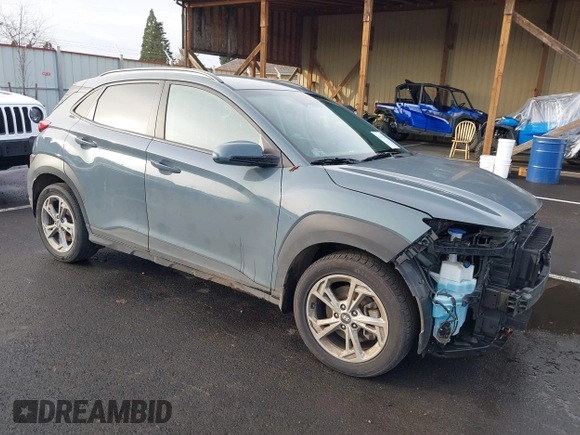 2022 Hyundai Kona SEL with VIN KM8K6CAB1NU828823, listed as a IAAI auction lot 41178743 with 43,755 mi miles and . Bid and sale history available at carsss.com. Image 1.