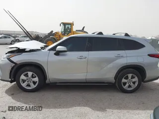 2021 Toyota Highlander L with VIN 5TDZZRAH4MS070514, listed as a IAAI auction lot 41810925 with 60,950 mi miles and . Bid and sale history available at DreamBid. Image 14.
