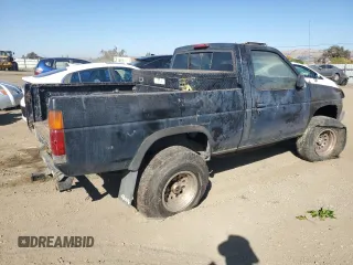 1996 Nissan Frontier XE z VIN 1N6SD11Y1TC316952, wystawiony jako Copart lot #79935534 z przebiegiem 254 022 mil mil oraz Czysty tytuł • Clean title. Historia ofert i sprzedaży dostępna na DreamBid. Obrazek 3.
