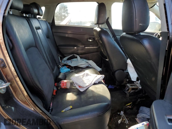 2022 Mitsubishi Outlander SE with VIN JA4APVAU2NU007556, listed as a Copart auction lot 88945175 with 108,511 mi miles and Salvage title. Bid and sale history available at DreamBid. Image 11.