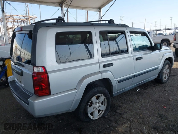 2006 Jeep Commander z VIN 1J8HH48K76C329934, wystawiony jako IAAI lot #41528939 z przebiegiem 180 006 mil mil oraz . Historia ofert i sprzedaży dostępna na DreamBid. Obrazek 4.