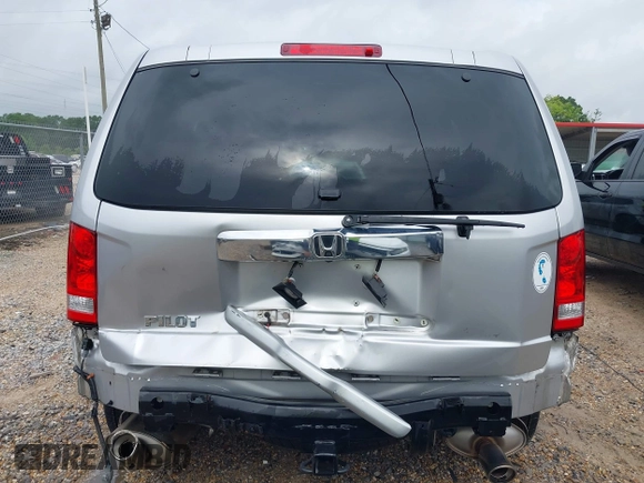 2014 Honda Pilot EX-L with VIN 5FNYF3H73EB011880, listed as a IAAI auction lot 42157396 with 73,881 mi miles and . Bid and sale history available at carsss.com. Image 17.