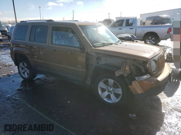2011 Jeep Patriot Latitude X with VIN 1J4NF4GBXBD165241, listed as a Copart auction lot 46811435 with 197,802 mi miles and Clean Title. Bid and sale history available at DreamBid. Image 4.