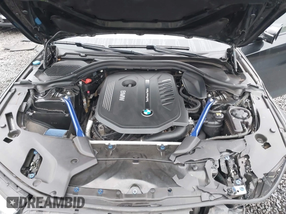 2017 BMW 5 Series 540i with VIN WBAJE5C3XHG917472, listed as a IAAI auction lot 41323501 with 123,247 mi miles and . Bid and sale history available at carsss.com. Image 10.