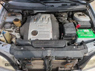 2004 Kia Sedona LX with VIN KNDUP131046534898, listed as a Copart auction lot 75387904 with 0 mi miles and Non Repairable. Bid and sale history available at carsss.com. Image 12.