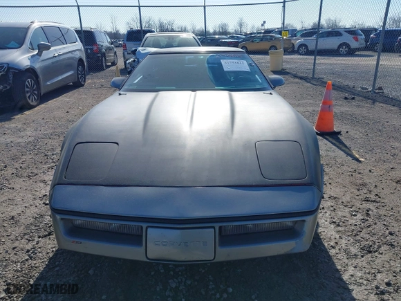 1985 Chevrolet Corvette with VIN 1G1YY0786F5139335, listed as a IAAI auction lot 41751015 with 166,164 mi miles. Bid and sale history available at carsss.com. Image 6.