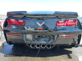 2017 Chevrolet Corvette Grand Sport 3LT z VIN 1G1YZ2D71H5110106, wystawiony jako IAAI lot #42064252 z przebiegiem 49 406 mil mil oraz . Historia ofert i sprzedaży dostępna na DreamBid. Obrazek 17.