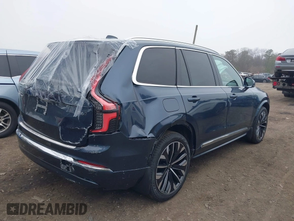 2025 Volvo XC90 with VIN YV4062PG4S1370195, listed as a IAAI auction lot 41912433 with 31 mi miles and . Bid and sale history available at DreamBid. Image 6.