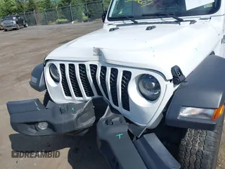 2024 Jeep Wrangler Sport S with VIN 1C4PJXDNXRW108968, listed as a IAAI auction lot 42326607 with 44,259 mi miles and . Bid and sale history available at DreamBid. Image 6.