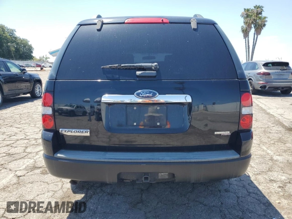 2006 Ford Explorer XLS z VIN 1FMEU62E66ZA11736, wystawiony jako Copart lot #53735445 z przebiegiem 199 254 mil mil oraz Tytuł czysty. Historia ofert i sprzedaży dostępna na DreamBid. Obrazek 6.