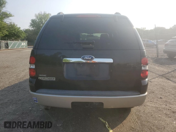 2010 Ford Explorer Eddie Bauer z VIN 1FMEU6EE0AUB13289, wystawiony jako Copart lot #60721705 z przebiegiem 133 740 mil mil oraz Czysty tytuł • Clean title. Historia ofert i sprzedaży dostępna na DreamBid. Obrazek 6.
