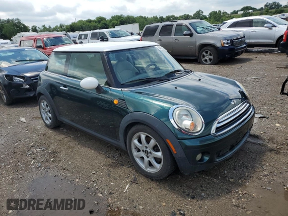 2009 MINI Hardtop z VIN WMWMF33539TU69648, wystawiony jako Copart lot #64213555 z przebiegiem 165 805 mil mil oraz Czysty tytuł • Clean title. Historia ofert i sprzedaży dostępna na DreamBid. Obrazek 4.