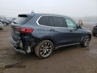 2021 BMW X5 xDrive40i with VIN 5UXCR6C0XM9F92513, listed as a Copart auction lot 42913123 with 18,378 mi miles. Bid and sale history available at carsss.com. Image 3.