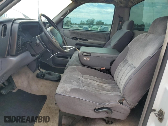 1995 Dodge 2500 with VIN 1B7KF26C9SS304696, listed as a Copart auction lot 46612625 with 217,760 mi miles and Salvage Title. Bid and sale history available at carsss.com. Image 7.
