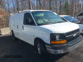 2005 Chevrolet Express Cargo Van with VIN 1GCGG25V151229184, listed as a IAAI auction lot 41465697 with 192,164 mi miles. Bid and sale history available at carsss.com. Image 1.