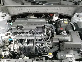 2025 Hyundai Kona SEL with VIN KM8HB3AB2SU236638, listed as a Copart auction lot 90047925 with 17,879 mi miles and Clean title. Bid and sale history available at DreamBid. Image 14.