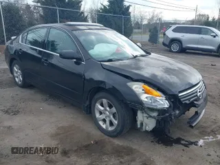 2008 Nissan Altima 2.5 SL with VIN 1N4AL21E98N459291, listed as a IAAI auction lot 41914738 with 240,091 mi miles. Bid and sale history available at carsss.com. Image 1.