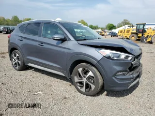 2018 Hyundai Tucson Sport z VIN KM8J3CAL4JU779009, wystawiony jako Copart lot #52777484 z przebiegiem 51 712 mil mil oraz Szkoda całkowita • Salvage title. Historia ofert i sprzedaży dostępna na DreamBid. Obrazek 4.