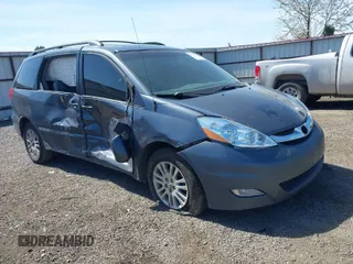 2009 Toyota Sienna XLE with VIN 5TDBK22C69S027767, listed as a IAAI auction lot 42029832 with 200,752 mi miles. Bid and sale history available at carsss.com. Image 1.