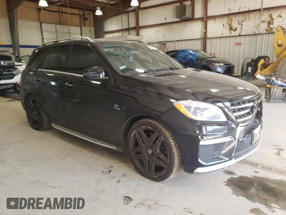 2013 Mercedes-Benz M ML 63 AMG with VIN 4JGDA7EB0DA214628, listed as a Copart auction lot 46523665 with 100,158 mi miles and Salvage Title. Bid and sale history available at carsss.com. Image 4.