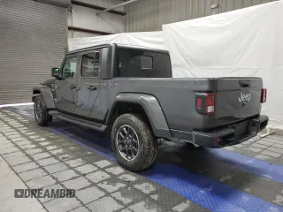 2023 Jeep Gladiator Overland z VIN 1C6HJTFGXPL560873, wystawiony jako Copart lot #47033235 z przebiegiem Nie podano mil oraz Tytuł czysty. Historia ofert i sprzedaży dostępna na DreamBid. Obrazek 2.