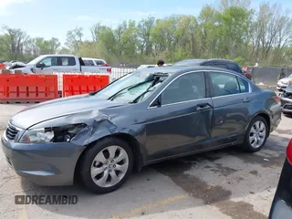 2010 Honda Accord EX z VIN 1HGCP2F73AA189779, wystawiony jako IAAI lot #42027758 z przebiegiem 121 933 mil mil oraz . Historia ofert i sprzedaży dostępna na DreamBid. Obrazek 14.