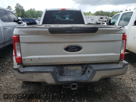 2017 Ford F-350 Lariat с VIN 1FT8W3DT7HEE94962, выставлен на аукционе Copart как лот 54735465 с пробегом 293 552 миль миль и Чистый • Clean title. История ставок и продаж доступна на DreamBid. Изображение 6.