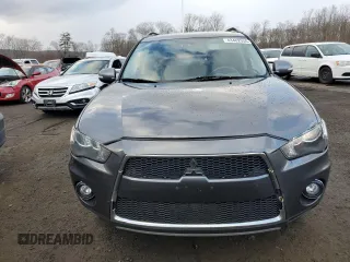 2010 Mitsubishi Outlander z VIN JA4AT3AW6AZ008689, wystawiony jako Copart lot #43402055 z przebiegiem 146 792 mil mil oraz Czysty tytuł • Clean title. Historia ofert i sprzedaży dostępna na DreamBid. Obrazek 5.