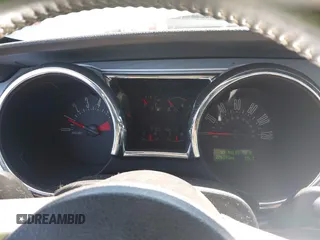 2005 Ford Mustang Deluxe with VIN 1ZVFT84N755254849, listed as a IAAI auction lot 42544077 with 276,391 mi miles and . Bid and sale history available at DreamBid. Image 7.