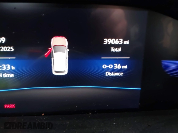 2023 Volkswagen Jetta SE z VIN 3VW7M7BUXPM061694, wystawiony jako IAAI lot #42231342 z przebiegiem 39 063 mil mil oraz . Historia ofert i sprzedaży dostępna na DreamBid. Obrazek 7.
