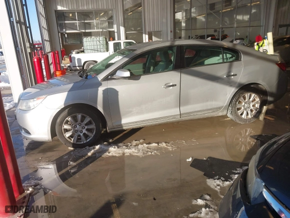 2013 Buick LaCrosse with VIN 1G4GA5E30DF289018, listed as a IAAI auction lot 41245137 with 183,772 mi miles. Bid and sale history available at carsss.com. Image 17.