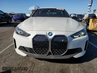 2024 BMW i4 eDrive40 with VIN WBY73AW09RFS60019, listed as a Copart auction lot 88818405 with 3,363 mi miles and Salvage Title. Bid and sale history available at carsss.com. Image 5.
