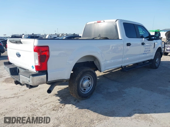 2017 Ford F-250 Lariat z VIN 1FT7W2B67HEF00259, wystawiony jako IAAI lot #41954068 z przebiegiem 146 336 mil mil oraz . Historia ofert i sprzedaży dostępna na DreamBid. Obrazek 4.