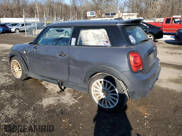 2014 MINI Hardtop S z VIN WMWXM7C54ET970410, wystawiony jako Copart lot #87269984 z przebiegiem 132 913 mil mil oraz Szkoda całkowita • Salvage title. Historia ofert i sprzedaży dostępna na DreamBid. Obrazek 2.