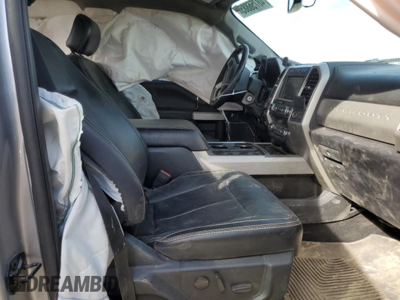 2020 Ford F-250 XL z VIN 1FT7W2BT1LEC61595, wystawiony jako Copart lot #48756885 z przebiegiem 128 111 mil mil oraz Szkoda całkowita • Salvage title. Historia ofert i sprzedaży dostępna na DreamBid. Obrazek 7.