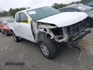 2018 Chevrolet Colorado 2WD Work Truck with VIN 1GCHSBEA3J1136158, listed as a IAAI auction lot 41112754 with 109,190 mi miles. Bid and sale history available at carsss.com. Image 1.