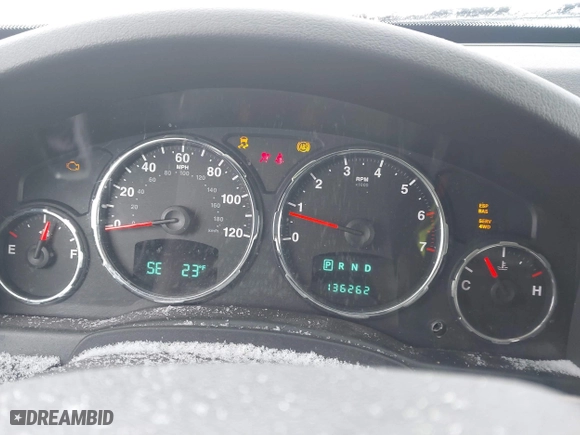 2009 Jeep Liberty Limited with VIN 1J8GN58K29W540097, listed as a IAAI auction lot 41593396 with 136,262 mi miles. Bid and sale history available at carsss.com. Image 7.