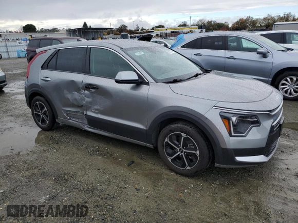 2023 Kia Niro LX with VIN KNDCP3LE3P5070459, listed as a Copart auction lot 81732734 with 95,683 mi miles and Salvage Title. Bid and sale history available at carsss.com. Image 4.