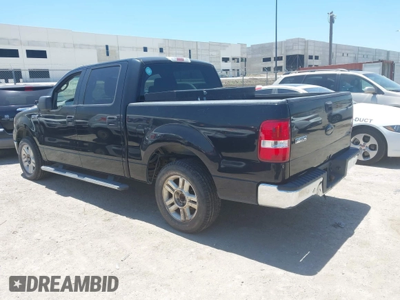 2006 Ford F-150 XLT z VIN 1FTRW12W46FB05899, wystawiony jako IAAI lot #42808707 z przebiegiem 364 716 mil mil oraz . Historia ofert i sprzedaży dostępna na DreamBid. Obrazek 3.