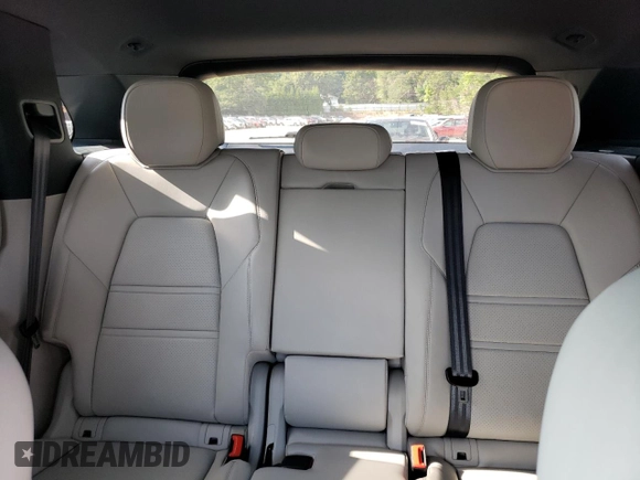 2022 Porsche Cayenne E-Hybrid Hybrid with VIN WP1AE2AY7NDA26356, listed as a Copart auction lot 69035584 with 34,883 mi miles and Salvage title. Bid and sale history available at DreamBid. Image 10.