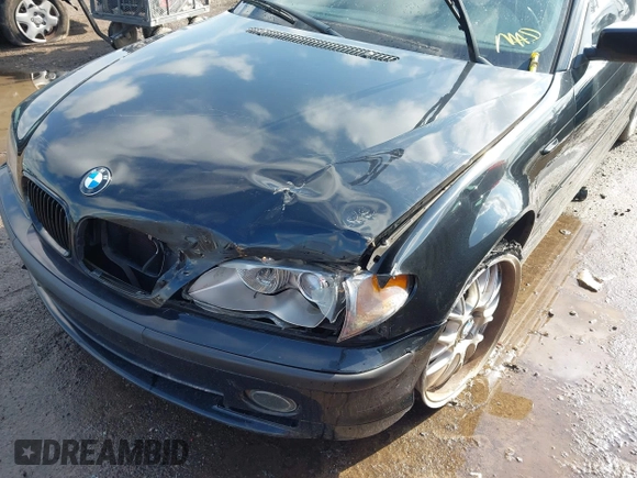 2003 BMW 3 Series 330i with VIN WBAEV53453KM03111, listed as a IAAI auction lot 42007086 with 156,353 mi miles. Bid and sale history available at carsss.com. Image 6.