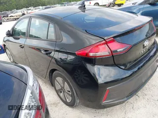 2020 Hyundai Ioniq Blue with VIN KMHC65LC8LU239139, listed as a IAAI auction lot 42216611 with 88,009 mi miles and . Bid and sale history available at DreamBid. Image 3.