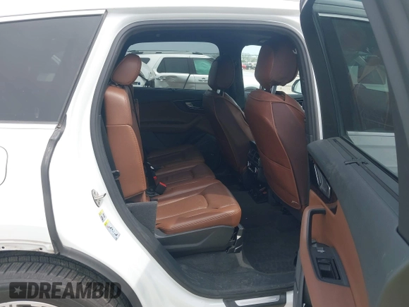 2017 Audi Q7 Premium Plus z VIN WA1LAAF77HD031992, wystawiony jako IAAI lot #42058343 z przebiegiem 99 827 mil mil oraz . Historia ofert i sprzedaży dostępna na DreamBid. Obrazek 8.