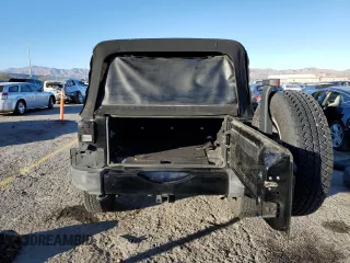 2018 Jeep Wrangler JK Unlimited Sport with VIN 1C4BJWDG7JL924709, listed as a Copart auction lot 42179335 with 78,918 mi miles and Salvage Title. Bid and sale history available at carsss.com. Image 6.