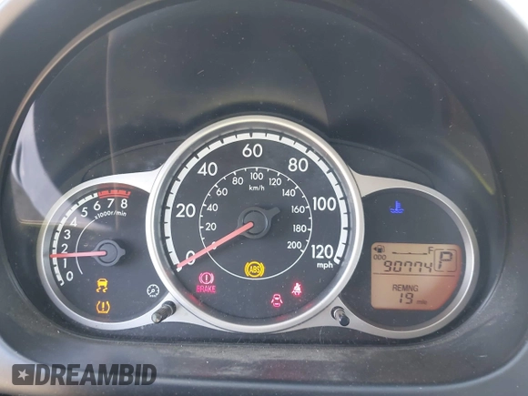 2014 Mazda 2 Touring with VIN JM1DE1LY0E0175771, listed as a IAAI auction lot 41866966 with 90,774 mi miles. Bid and sale history available at carsss.com. Image 7.