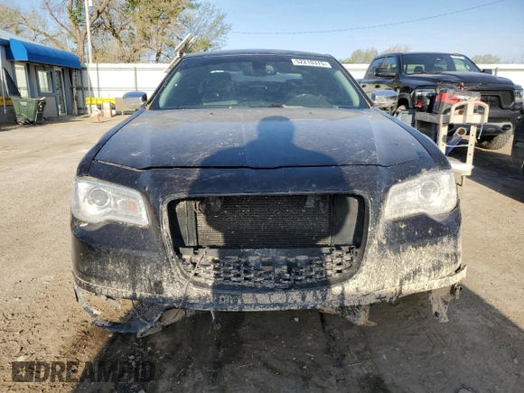 2016 Chrysler 300 with VIN 2C3CCAEG1GH123638, listed as a Copart auction lot 52210375 with 192,547 mi miles and Salvage Title. Bid and sale history available at carsss.com. Image 5.