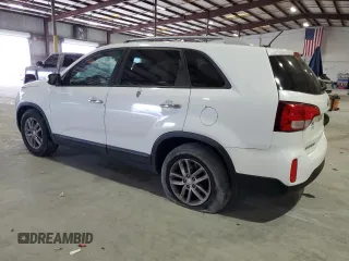 2014 Kia Sorento LX z VIN 5XYKT3A65EG434047, wystawiony jako Copart lot #60717065 z przebiegiem 218 132 mil mil oraz Czysty tytuł • Clean title. Historia ofert i sprzedaży dostępna na DreamBid. Obrazek 2.
