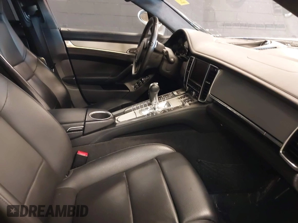 2014 Porsche Panamera 4S Executive with VIN WP0BB2A77EL062088, listed as a IAAI auction lot 41696130 with 105,177 mi miles and . Bid and sale history available at DreamBid. Image 5.