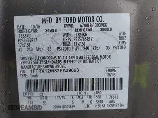 2007 Ford F-150 STX with VIN 1FTRX12W87FA39663, listed as a IAAI auction lot 41965974 with 100,662 mi miles and . Bid and sale history available at DreamBid. Image 9.