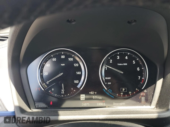 2021 BMW X1 sDrive28i z VIN WBXJG7C00M5T64693, wystawiony jako Copart lot #54013925 z przebiegiem 26 075 mil mil oraz Szkody całkowita. Historia ofert i sprzedaży dostępna na DreamBid. Obrazek 9.